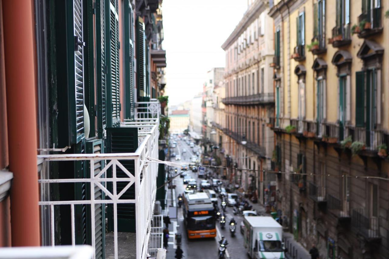 Affittacamere Piazza Dante By Wonderful Italy *